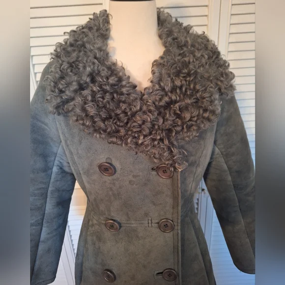RARE vtg 1980s Antartex Scotland Sheepskin Gray Double-Breasted Coat Sz Small - Picture 3 of 7